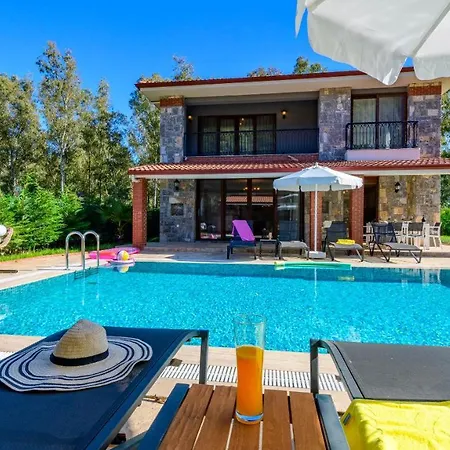 Villa Huema - 6 Bedroom In Kayakoey Oeluedeniz