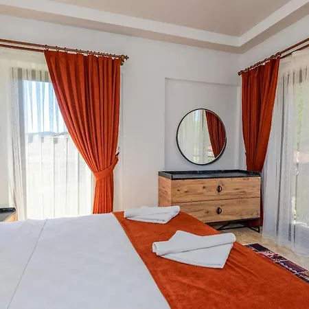 Huema - 6 Bedroom In Kayakoey Oeluedeniz Villa