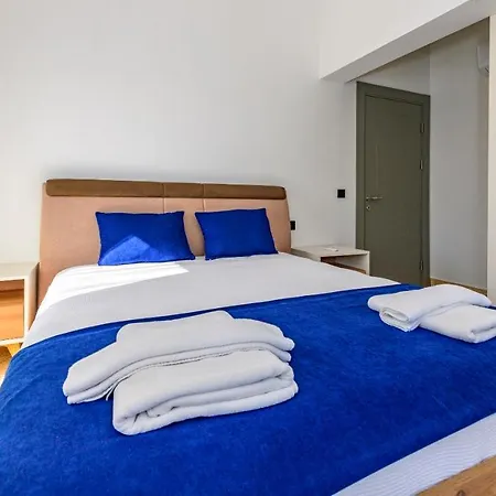 Huema - 6 Bedroom In Kayakoey Oeluedeniz Villa *