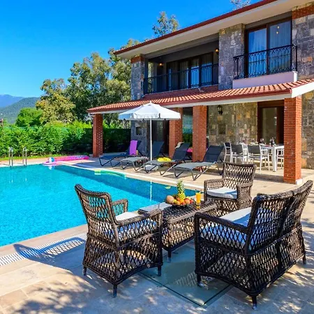 Huema - 6 Bedroom In Kayakoey Oeluedeniz